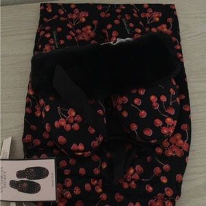 Victoria’s Secret Fur Slippers black multi new size 5-6
